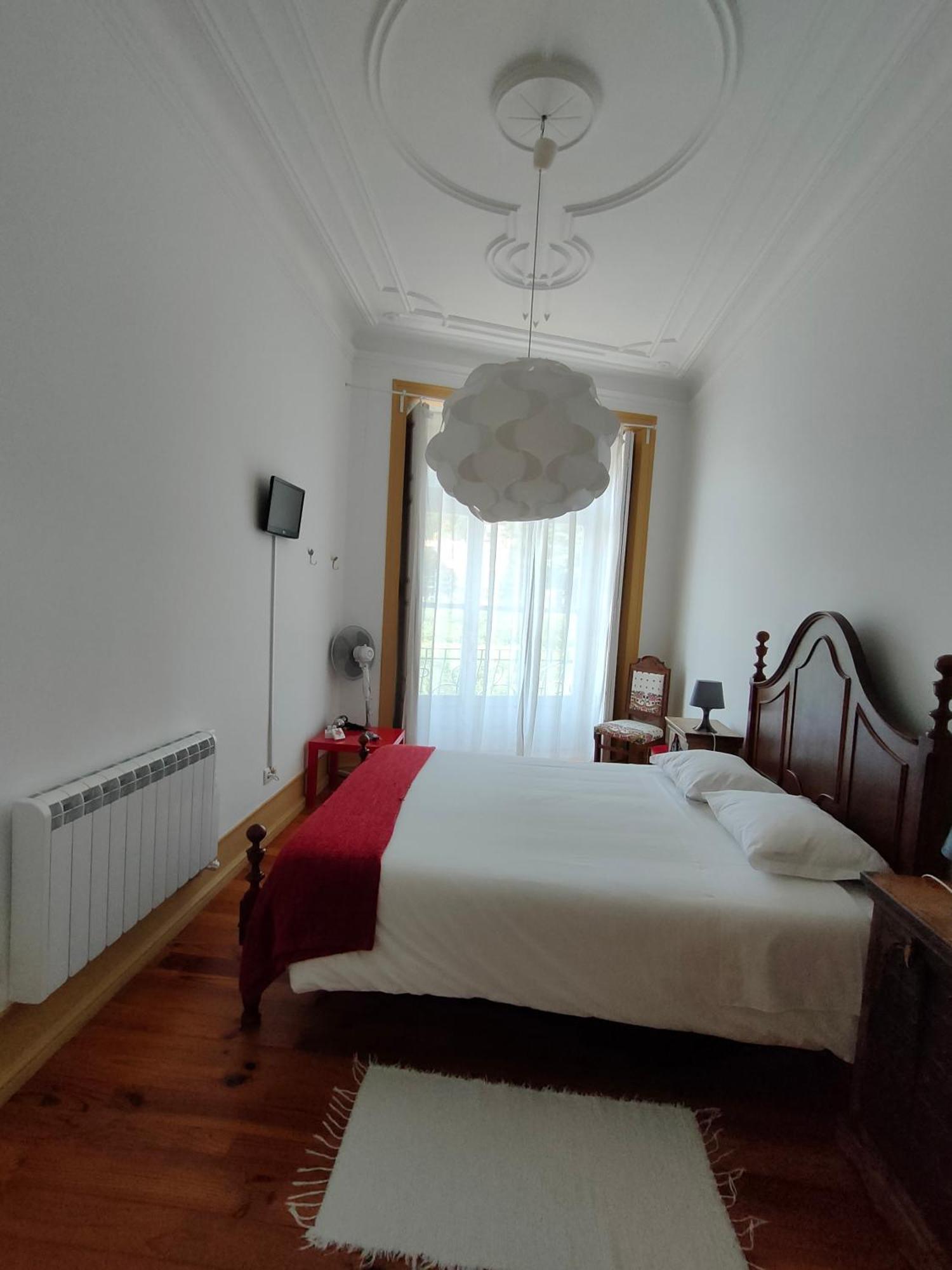 A Vianesa - Guest House Виана до Кастело Екстериор снимка